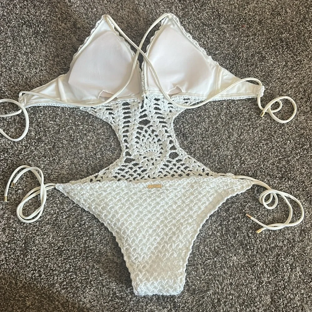 Abercrombie & Fitch swimsuit - Picture 8 of 14